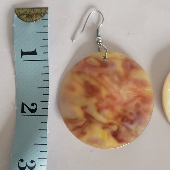 Boho Summer Shell Earrings - Picture 4 of 4